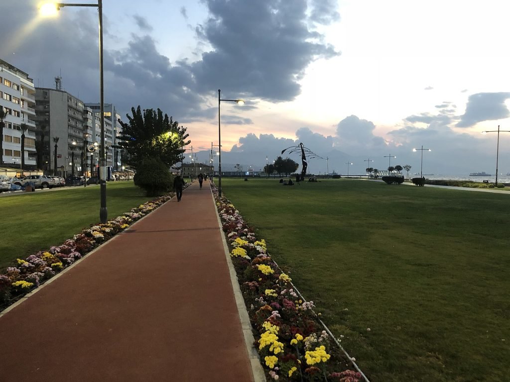 İzmir’de ilk 90 gün: Yeni bir adresten gerçek bir hayata geçiş rehberi